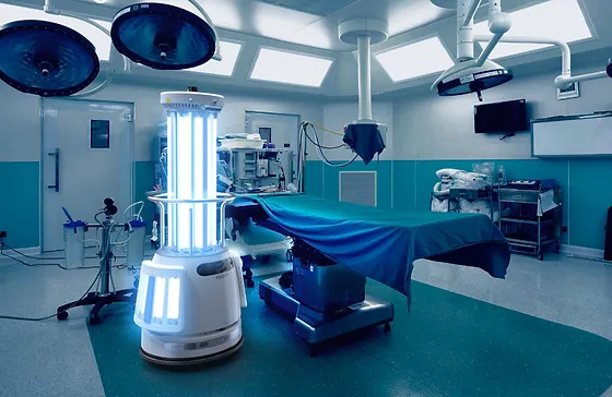 Adibot, robot desinfeccion Luz UV en Hospitales y Centros de Salud
